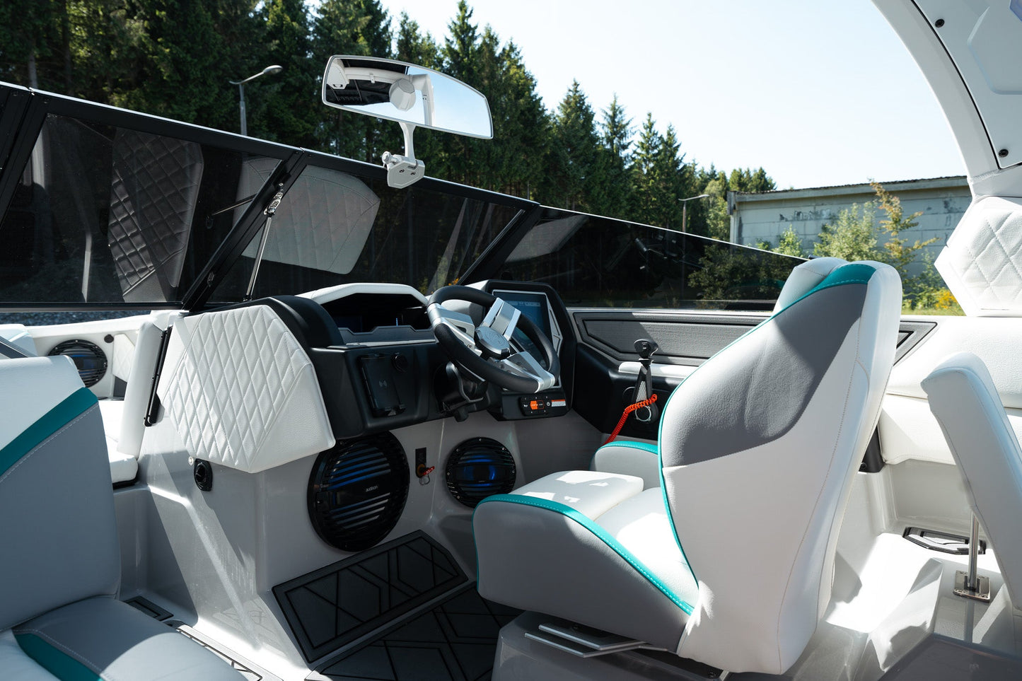 Катер Tige 22RZX 2023 / 22′ (6.7 м) / Мест 16 / Люксембург / Цена €179.9k