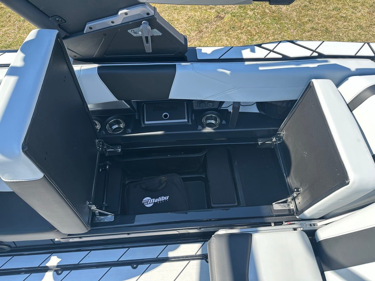 Malibu Wakesetter 23 LSV 2025 / 23'(7 m.) / Seating 16 / Austria / Price €247k