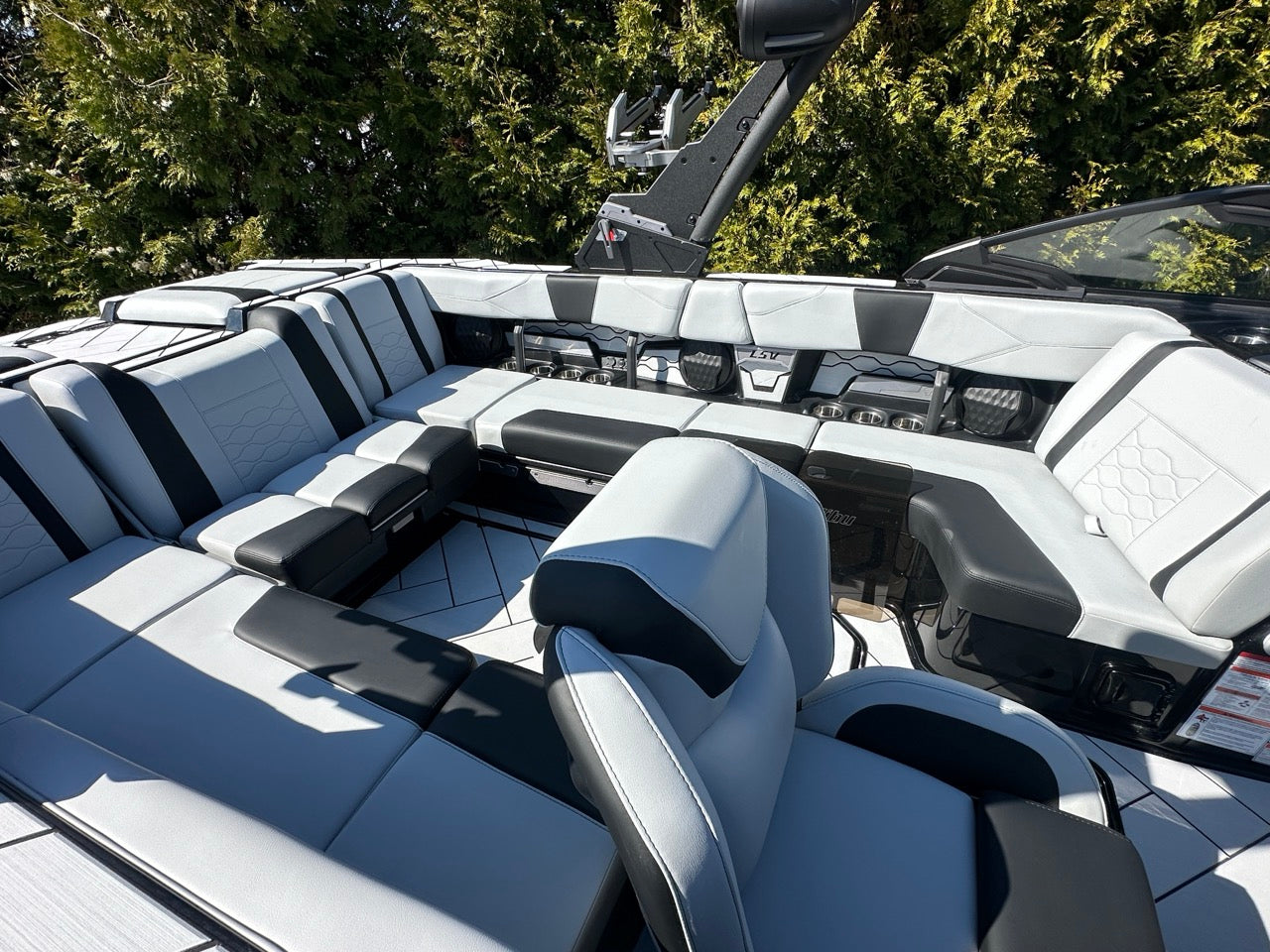 Malibu Wakesetter 23 LSV 2025 / 23'(7 m.) / Seating 16 / Austria / Price €247k
