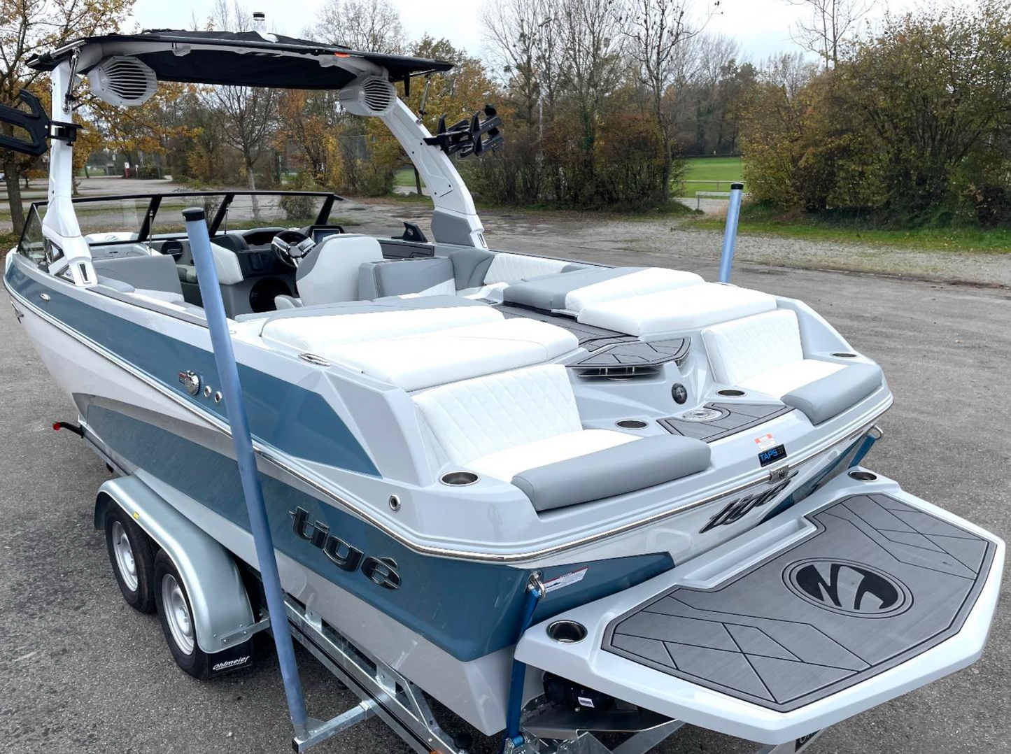 Tige Z3 2023 / 23′ (7.2 m) / Seating 16 / Germany / Price €143k