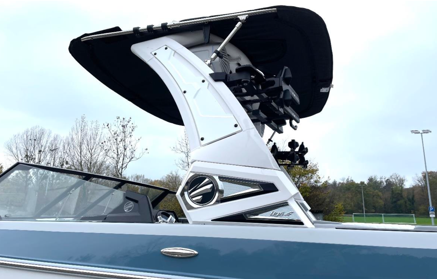 Tige Z3 2023 / 23′ (7.2 m) / Seating 16 / Germany / Price €143k