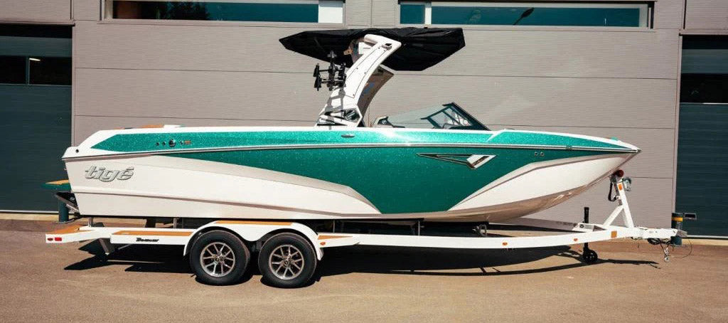 Катер Tige Z5 2023 / 25′5″ (7.75 m) / Мест 18 / Люксембург / Цена €186.9k