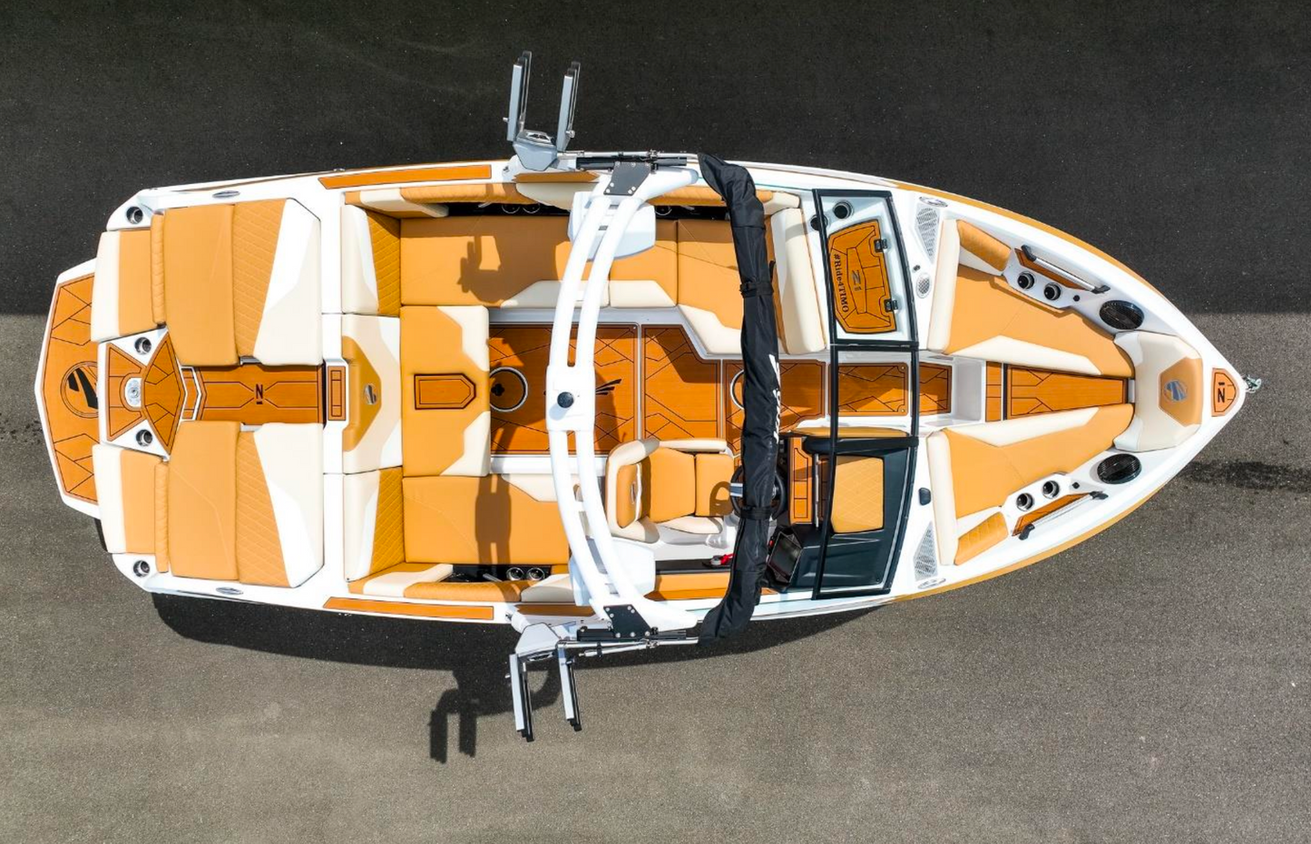 Катер Tige Z1 2023 / 21'7" (6.6 м.) / Мест 14 / Люксембург / Цена €139.9k